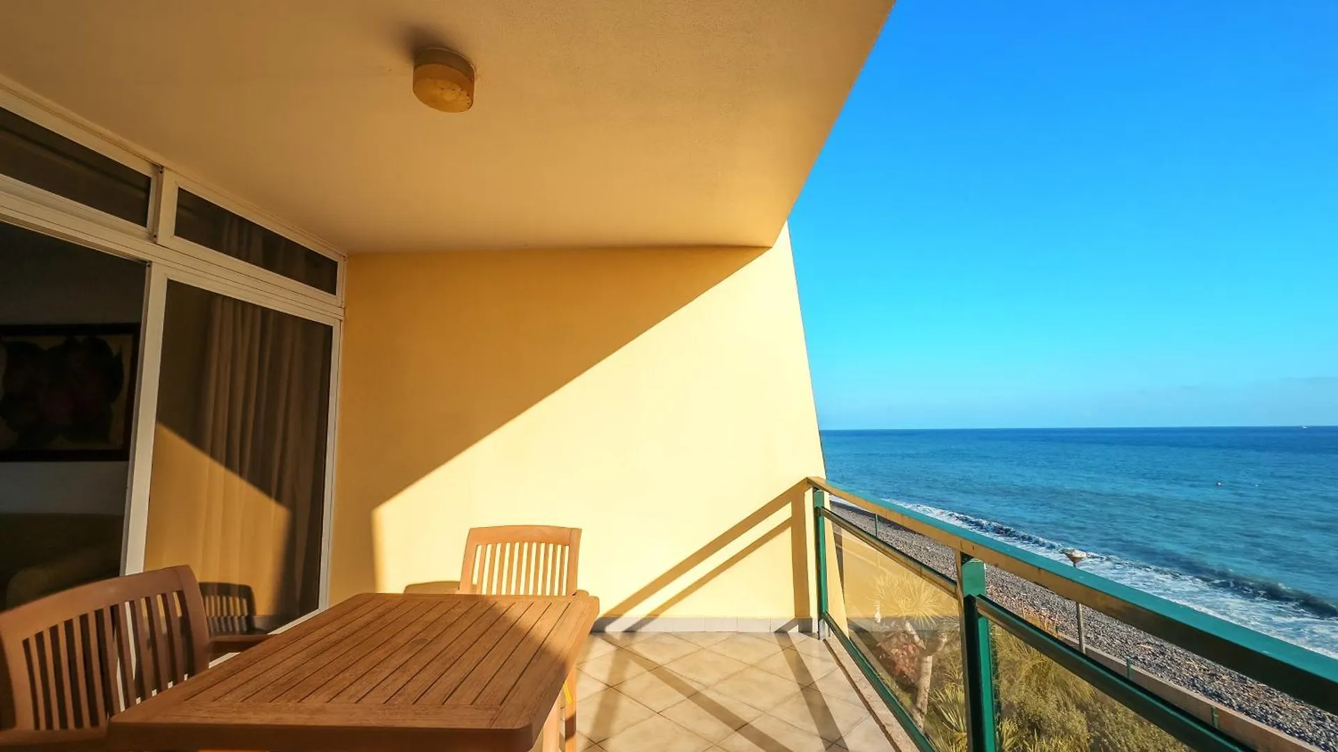 Atlantic Gardens Beach - Atlanticgardensbeach Com Funchal